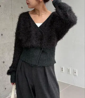 CAPRICIEUX LE MAGE 페더 랩 가디건