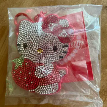 산리오 헬로키티 키라데코 키링 키라키라 키링 딸기