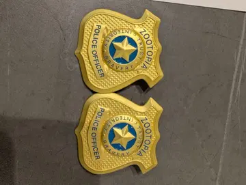 주토피아 경찰 배지 브로치