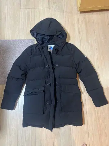 케이프 하이츠 블랙 다운 자켓 L 사이즈