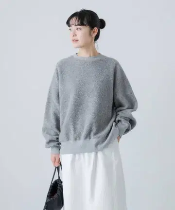 새상품급 kagure 울 보아 풀오버 F 그레이 24AW