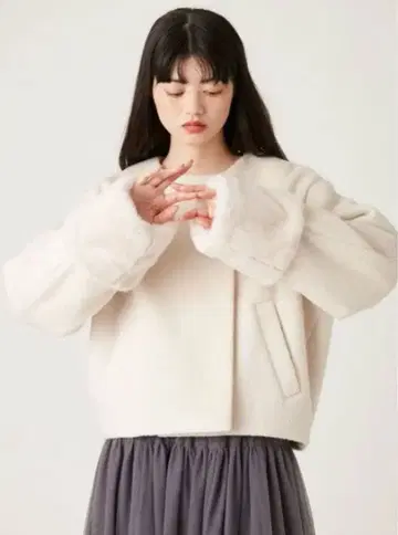 릴리 브라운 2way 퍼 숏코트 미니 슬릿 스커트 숏 팬츠