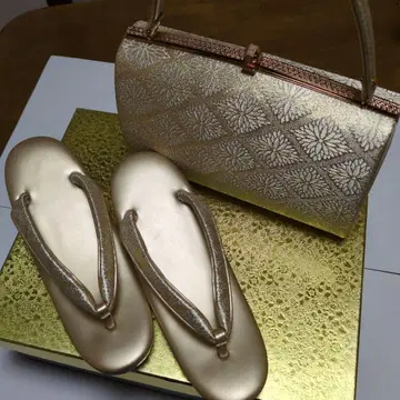 골드 일본 의류 신발 및 핸드백 세트 사카니시키 금독수리표