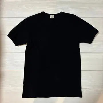 아비렉스 v넥 셔츠