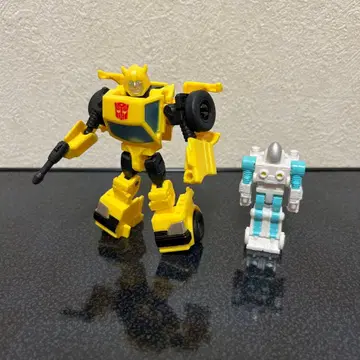 트랜스포머 버즈워지 범블비 스파이크