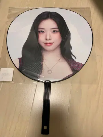 tripleS 채연 부채 한정판 굿즈 팬미팅