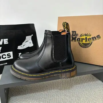 새상품 Dr. Martens 사이드 고어 부츠 첼시 숏부츠 24cm