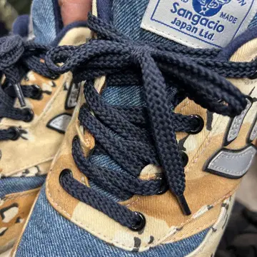 상가치오 카모 패턴 스니커즈 베이지/네이비