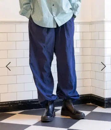 주름 주름 사이드 라인 팬츠 네이비 x 카멜 라인 니코앤드