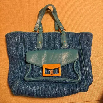 MARC BY MARC JACOBS 백