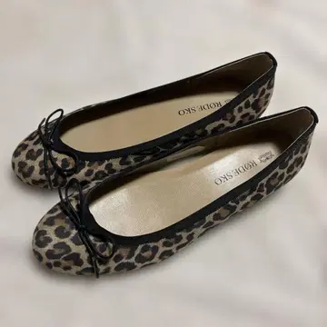 미사용 새상품 RODE SKO 로데스코 레오파드 리본 발레 슈즈 36