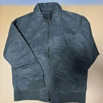 유니클로 다크 그린 나일론 패딩 자켓 L 사이즈