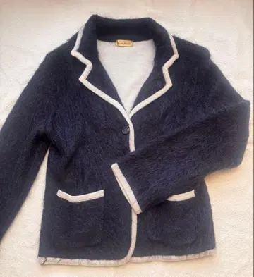 [ 당일 발송 ] Noble 샤기 네이비 자켓