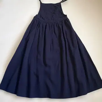 [택 포함 새상품] 네스트로브 기모 네이비 에이프런 원피스 롱 기장