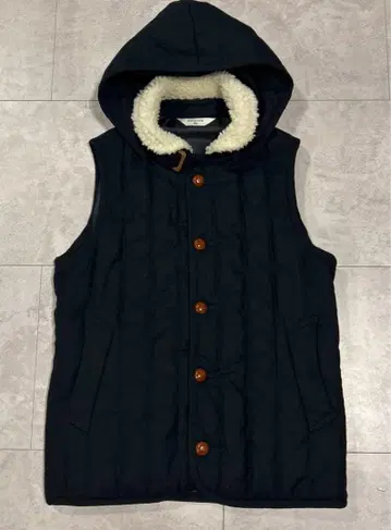 EDIFICE 네이비 후드 부착 퀼팅 베스트