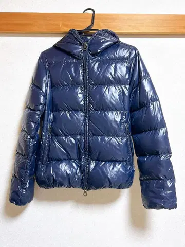 DUVETICA 네이비 다운 자켓 42