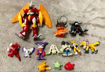 디지몬 피규어 묶음 판매