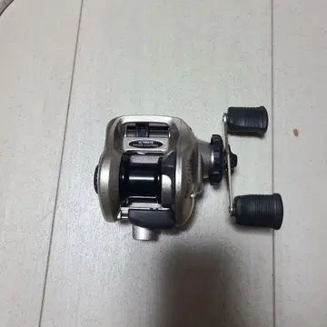 SHIMANO 치누누크 1000 베이트릴