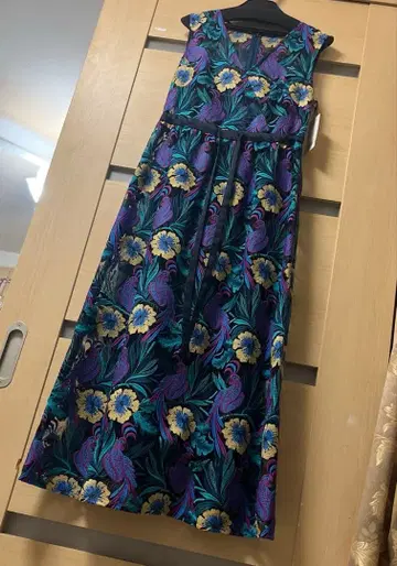 그레이스 콘티넨탈 *36* 자수 레이스 원피스