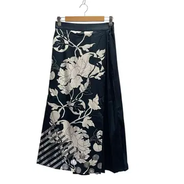 [ 미사용 새상품 ] 와모노야 카야 빛나는 모란 하카마풍 팬츠 네이비