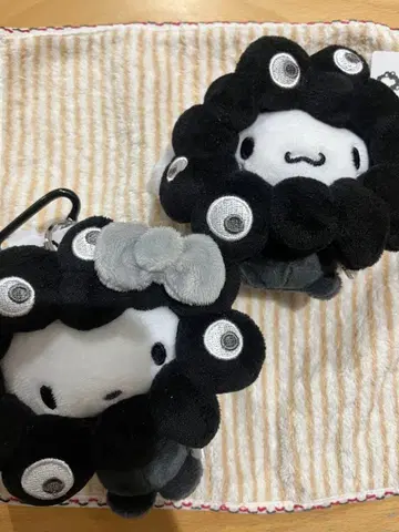 블랙 산리오 콜라보 미야쿠미야쿠