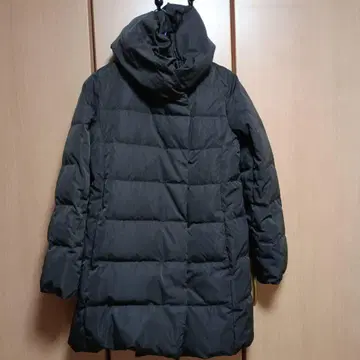 후드 부착 다운 자켓