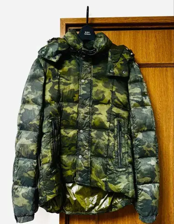 TATRAS 카모플라쥬 후드 부착 다운 자켓
