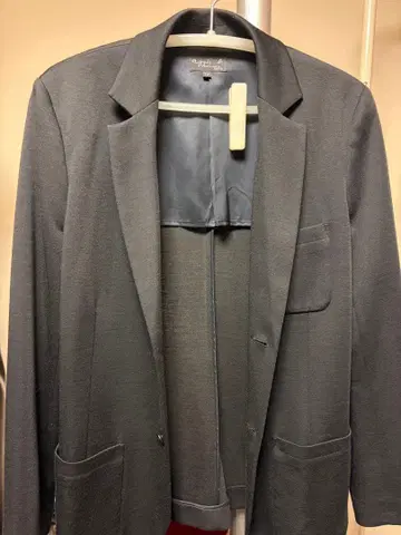 아녜스 베옴므 테일러드 자켓