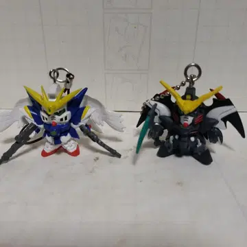 건담 피규어 키링 세트입니다.