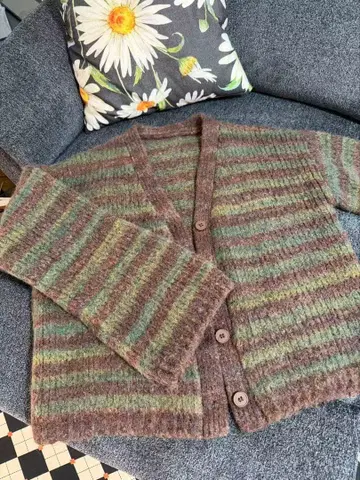 브라운 그린 스트라이프 가디건