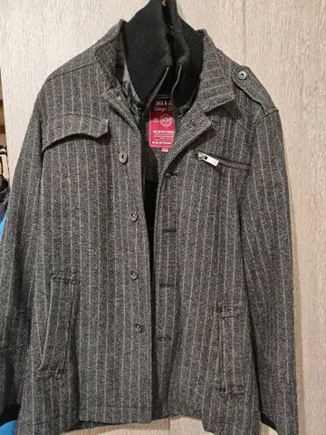 스트라이프 패턴 울 혼방 자켓