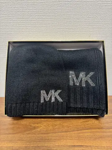 박스 포함 새상품 머플러&니트캡 세트