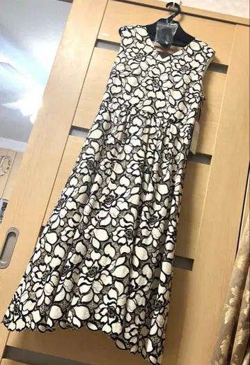 그레이스 콘티넨탈 *38* 컷워크 원피스