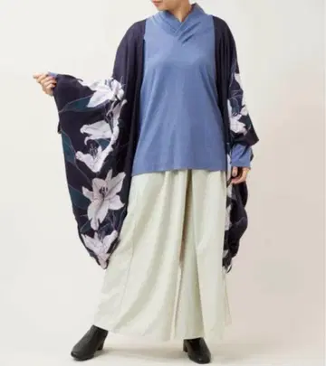 [카야] 백합 향기 후리소데 UV 겉옷 네이비