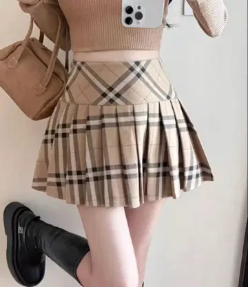 인팬트 체크 절개 플리츠 미니스커트 베이지