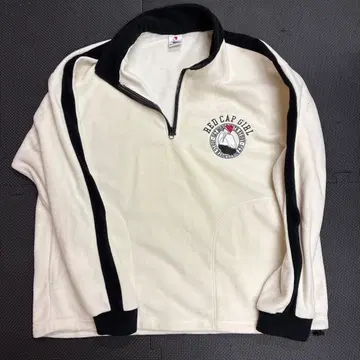 RED CAP GIRL 하프 지퍼 플리스