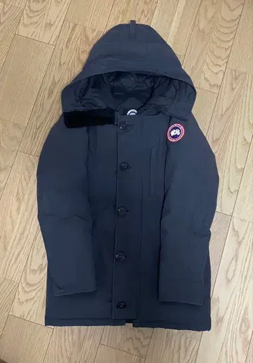 Canada Goose 네이비 다운 자켓 재스퍼