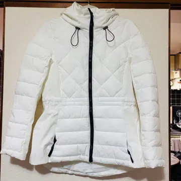 TOMMY HILFIGER 화이트 다운 자켓 M