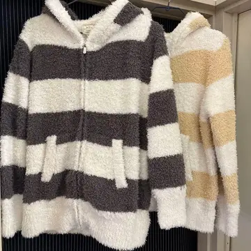 젤라피케 플리스 후드 부착 룸웨어 2장 세트