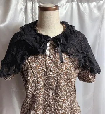 가랜드 블랙 레이스 숄