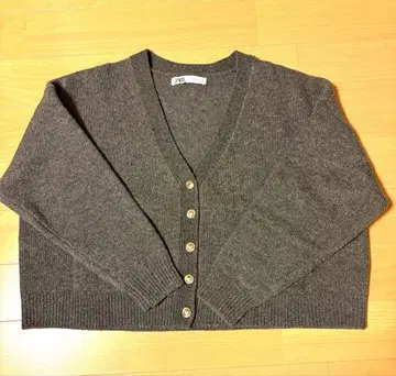 [ 미사용 새상품 ] ZARA 자라 골드 버튼 숏 가디건