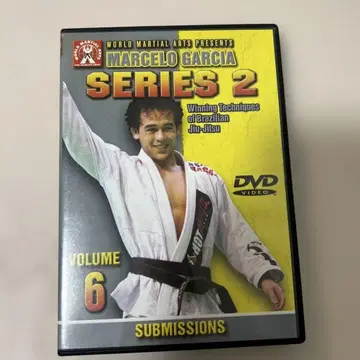 마르셀로 가르시아 시리즈 2 볼륨 6 서브미션