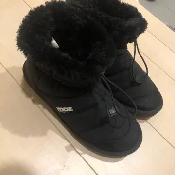 moz 블랙 숏부츠