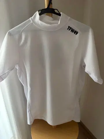 TFW49 모크넥 셔츠 S 사이즈