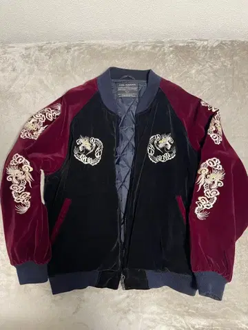 벨로아 스카잔 블랙 와인 레드 자수