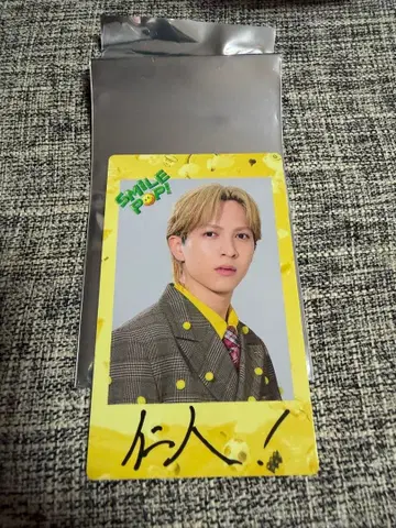 M!LK 폴라로이드풍 트레이딩 카드 요시다 진토