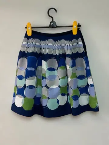 M's Gracy 플레어 스커트