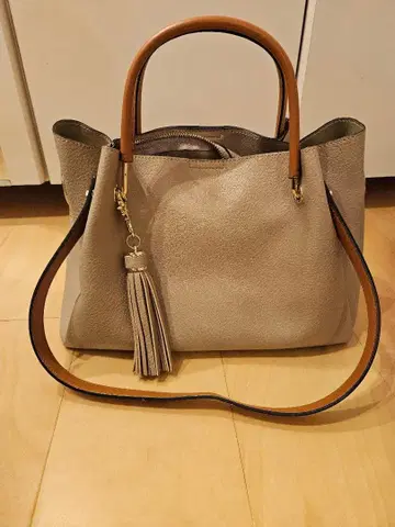 로데스코 그레이지 가죽 숄더백 태슬 포함