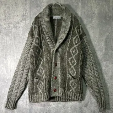 두툼한 케이블 니트 가디건 모헤어 터치 아란 톤 다운 그린