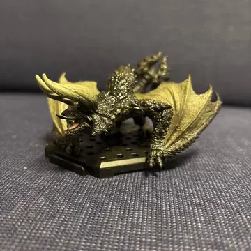 몬스터 헌터 스탠다드 모델 디아블로스 아종 피규어